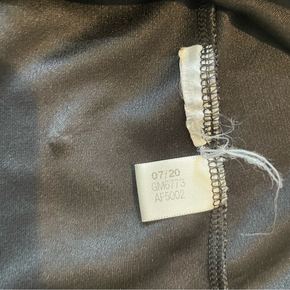 Adidas Running Tank Top Black 2XS Holographic Style Logo Reflective Back Women’s - Picture 11 of 11